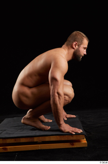 Dave  1 kneeling nude whole body 0007.jpg